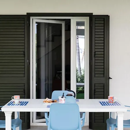 Villa Salinelle Salina 5 *